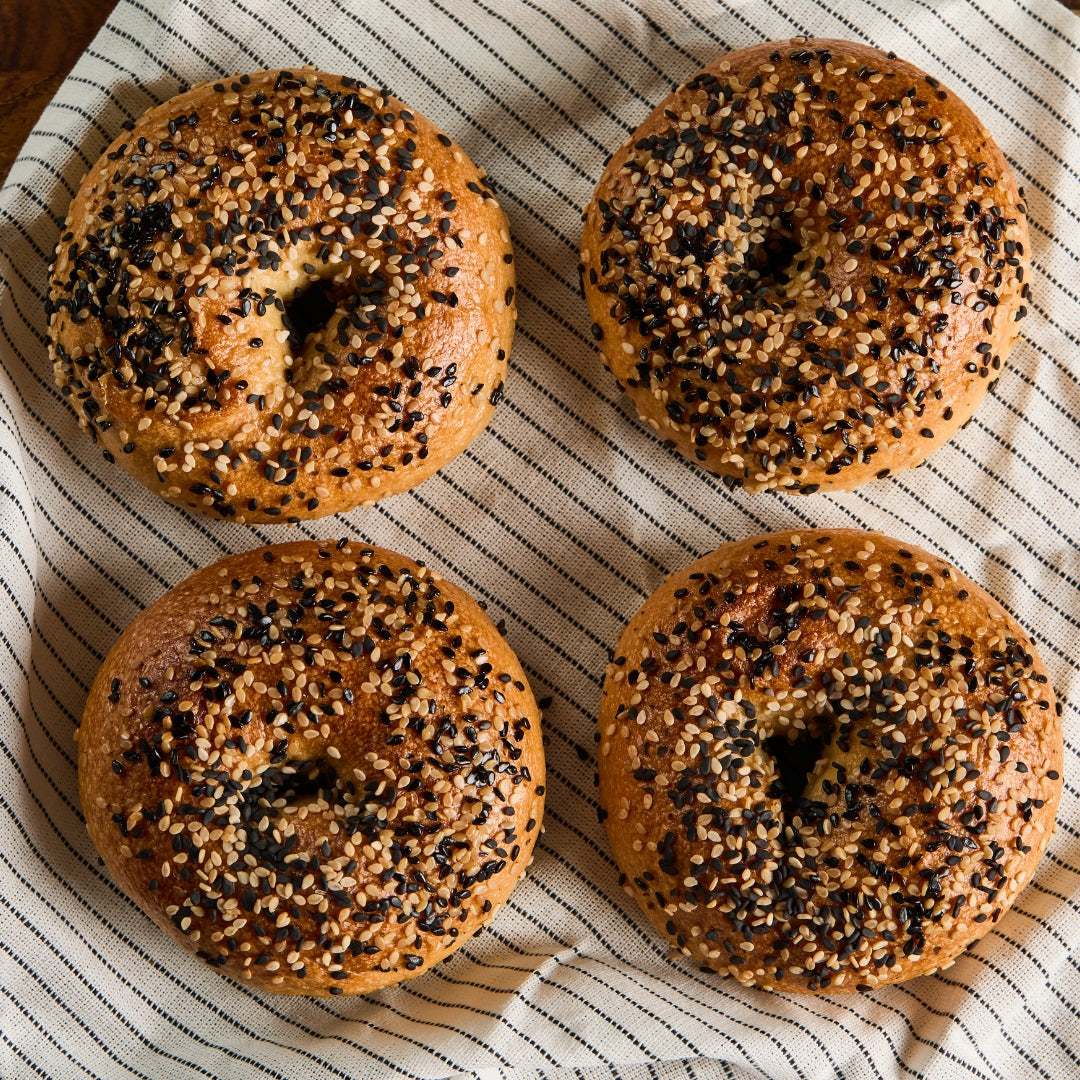Wholewheat Seeded Bagels with Cream Cheese (Pack of 3)